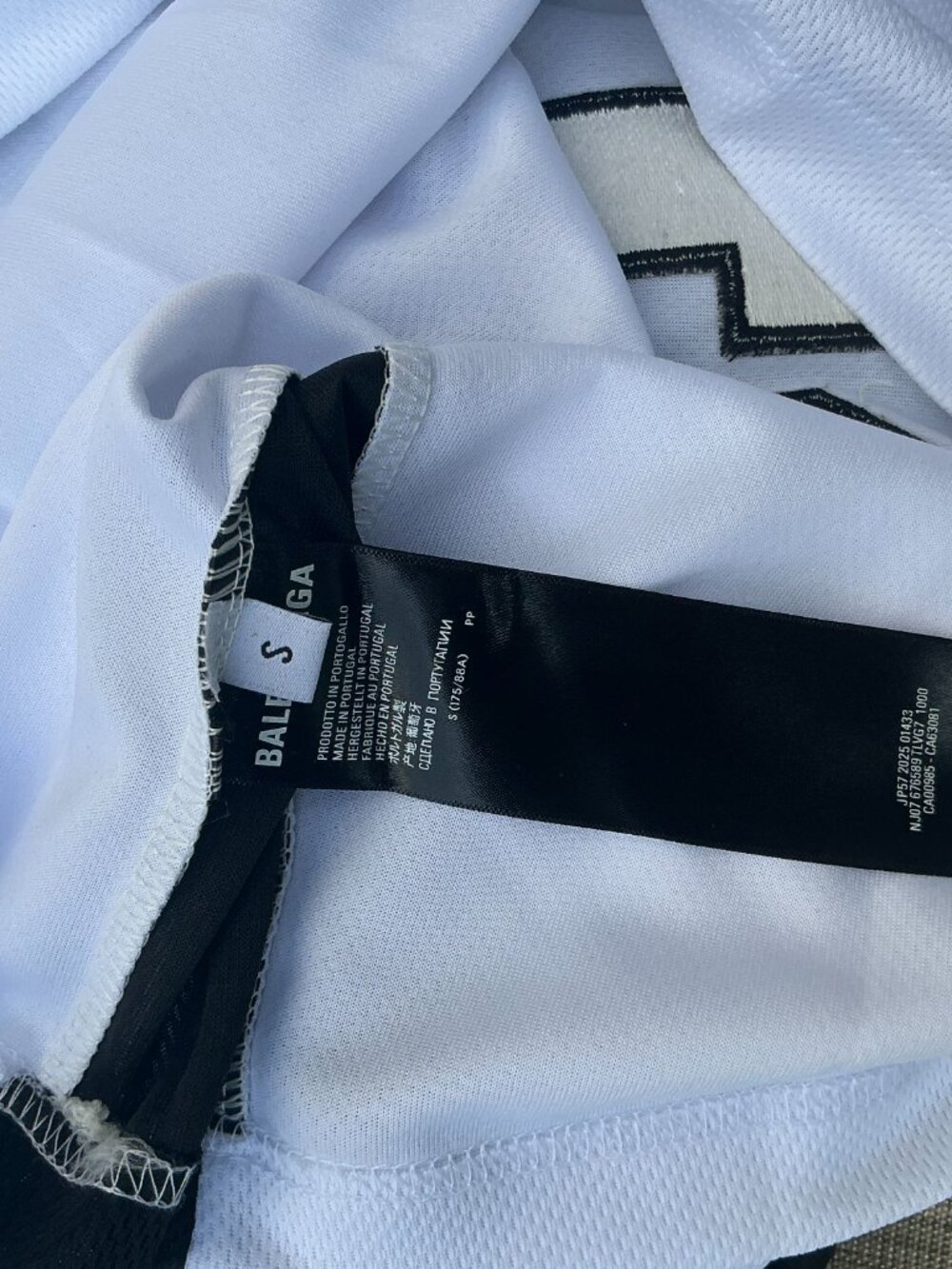 White Balenciaga x NBA jersey - Picture 3 of 3